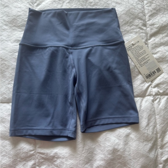 Lululemon Blue Align High-Waisted Shorts 6” - Picture 1 of 4